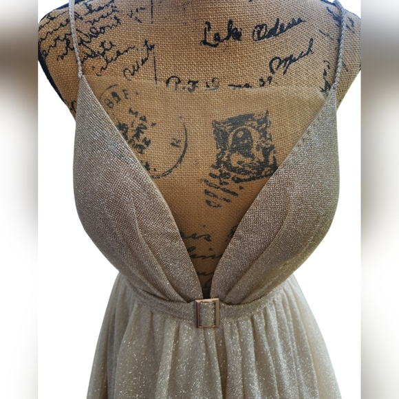 Milla Gold Sparkle Formal Maxi Dress Gown Size M - Picture 2 of 11